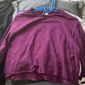 maroon crop top